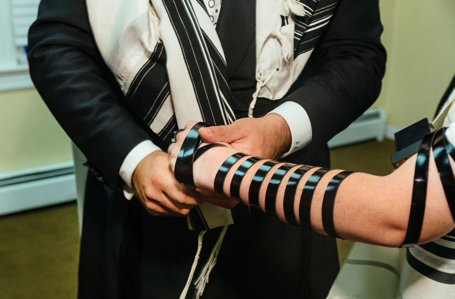 Performing Tefillin Is Good For the Heart and Soul Journeys Jewish