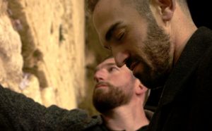 Ike Davis (background) and Josh Zeid at the Western Wall